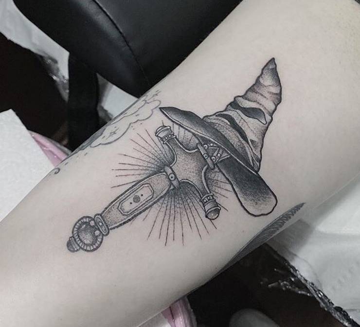 Harry Potter 10 Sorting Hat Tattoos Fans Will Love Harry Potter 10 Sorting Hat Tattoos Fans Will Love